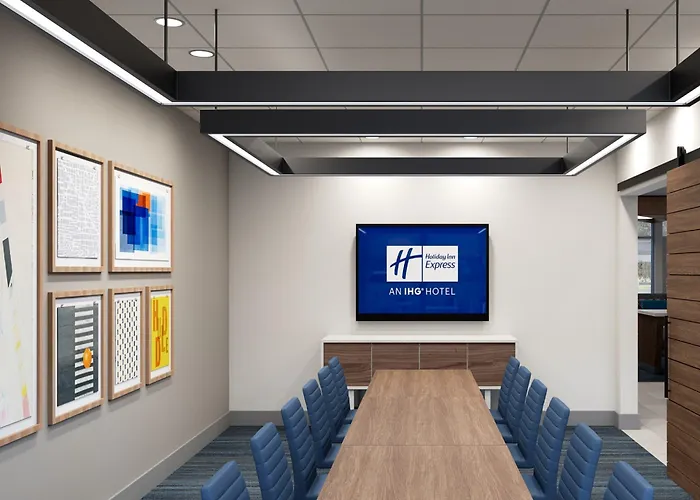 Hotel Express & Chicago By Ihg 3*