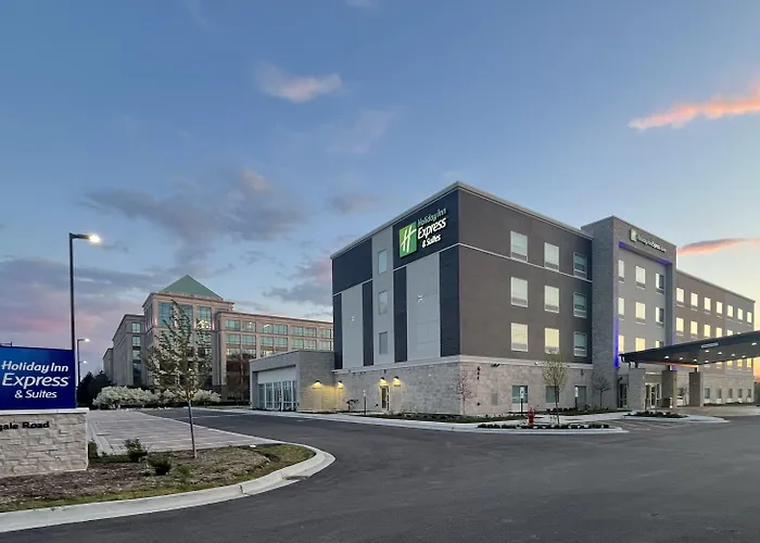 Hotel Express & Chicago By Ihg 3*