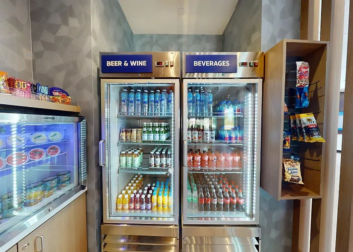 Hotel Express & Chicago By Ihg 3*